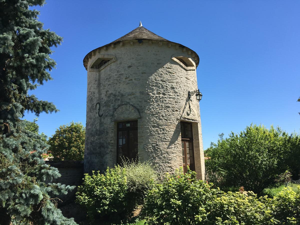 Chateau De Montabert Montaulin Esterno foto