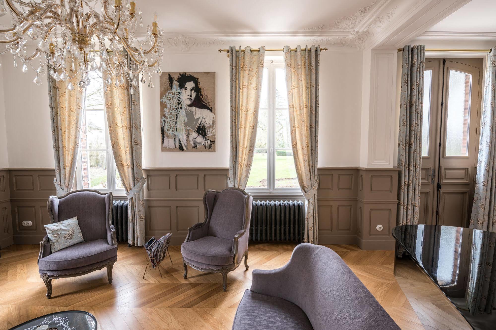Chateau De Montabert Montaulin Esterno foto